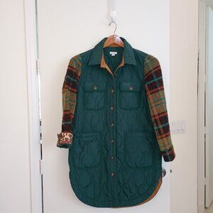 SUNDANCE Wensley  teal green quilted long button down jacket SIZE M.